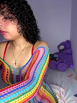 Snapshot of ViolettaMiller_ chatting on October 2025 03:17:01 AM ViolettaMiller online show from October 2025 03:17:01 AM