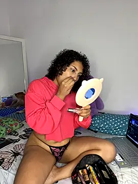 Snapshot of ViolettaMiller_ chatting on November 2025 01:11:01 PM ViolettaMiller online show from November 2025 01:11:01 PM