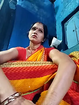 Jooli xx online show from September 2025 12:21:02 PM