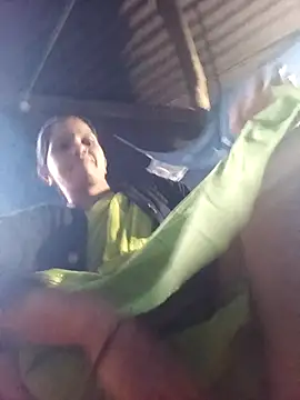 Jooli xx online show from October 2025 12:15:01 PM