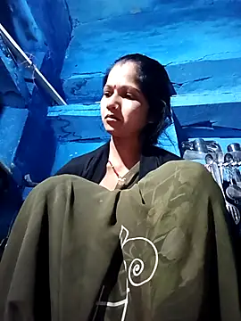 Jooli xx online show from December 2025 12:18:01 AM