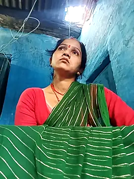 Jooli xx online show from February 2026 11:30:01 AM