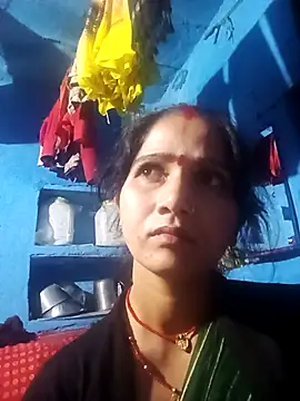 Jooli xx online show from March 2026 02:10:01 PM