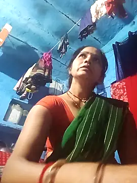 Jooli xx online show from March 2026 03:51:02 PM