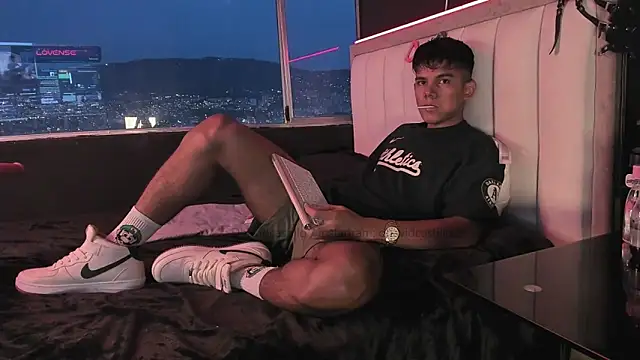 Jack castell online show from June 2026 11:35:01 PM
