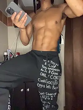 TRILLAHUNG online show from November 2025 09:21:01 AM