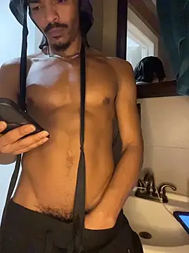 TRILLAHUNG online show from December 2025 09:19:02 PM