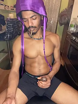 TRILLAHUNG online show from March 2026 04:28:02 AM