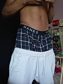 TRILLAHUNG online show from June 2026 01:45:01 PM
