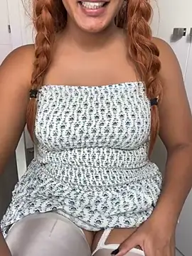 Snapshot of madsnextdoor chatting on November 2025 11:05:01 PM madsnextdoor online show from November 2025 11:05:01 PM