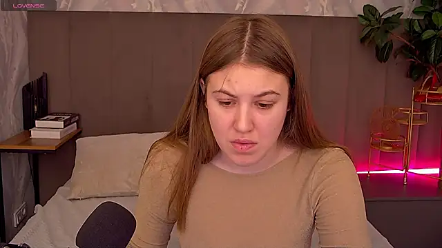 MelanieHenders online show from December 2025 05:39:02 AM