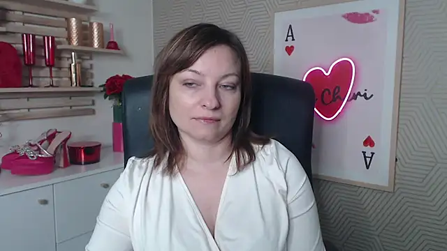 Snapshot of angelaSamt chatting on February 2026 06:29:02 AM angelaSamt online show from February 2026 06:29:02 AM