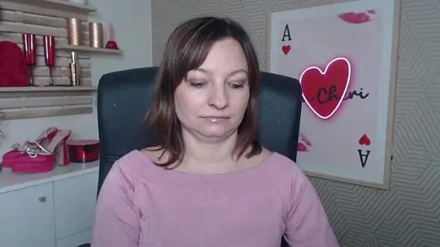 Snapshot of angelaSamt chatting on February 2026 06:42:01 AM angelaSamt online show from February 2026 06:42:01 AM