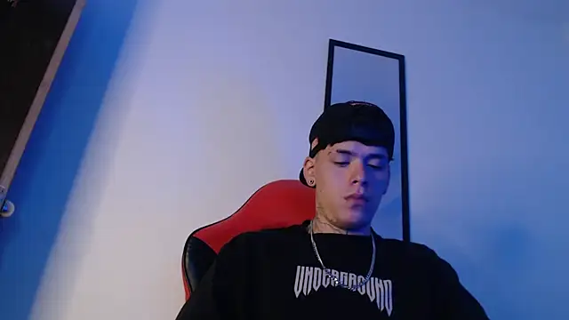 Anhonymus  online show from September 2025 04:23:01 AM