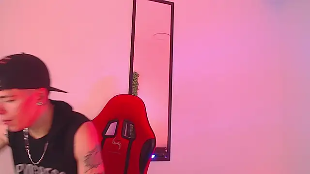 Anhonymus  online show from September 2025 04:12:02 AM