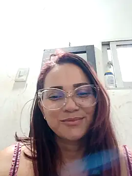 Snapshot of Amanda39 chatting on October 2025 02:05:01 PM Amanda39 online show from October 2025 02:05:01 PM