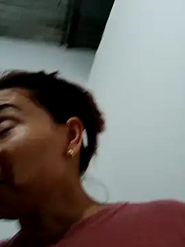 Snapshot of Amanda39 chatting on November 2025 01:34:02 PM Amanda39 online show from November 2025 01:34:02 PM