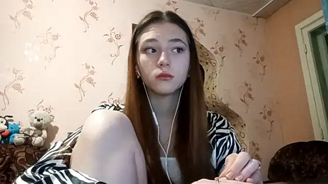 Sophiecuttie online show from September 2025 01:27:01 PM