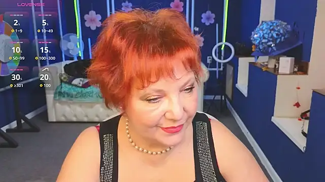 Kira Kenett online show from December 2025 07:16:02 AM