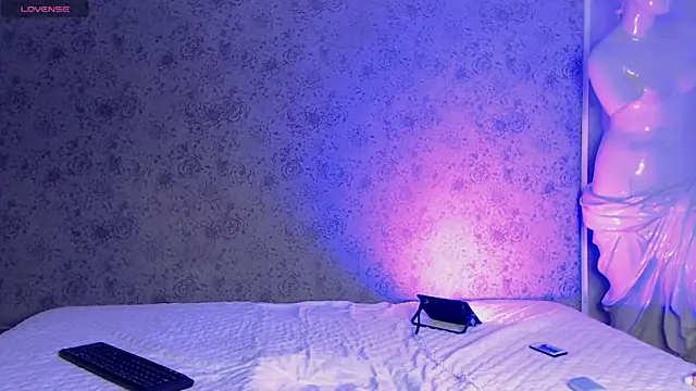 Melody Bakeer online show from September 2025 03:01:02 PM