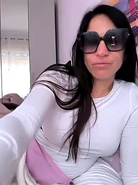 sexy7883 online show from February 2025 06:59:02 AM