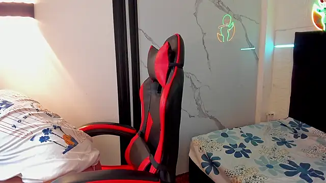 LolaXXXperience online show from September 2025 11:13:02 AM