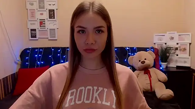 Snapshot of aSingleOne chatting on February 2026 11:08:01 PM aSingleOne online show from February 2026 11:08:01 PM