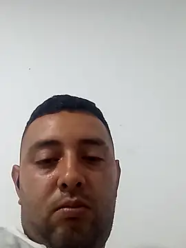 angelitocalientico online show from October 2025 02:47:02 PM