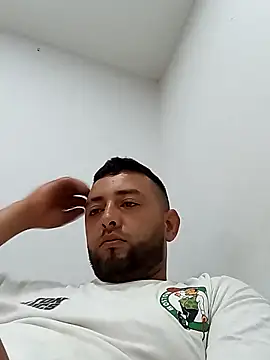 angelitocalientico online show from April 2026 01:40:01 PM