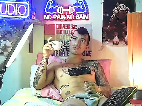 Strongcockfitness online show from September 2025 04:49:01 AM