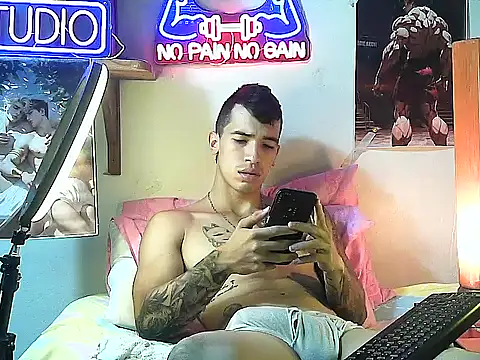 Strongcockfitness online show from September 2025 12:05:01 AM