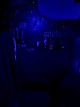 johnboones10 online show from November 2025 11:51:01 PM