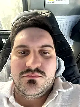 Snapshot of jagdiego chatting on January 2026 01:35:02 PM jagdiego online show from January 2026 01:35:02 PM