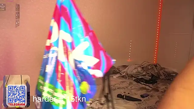 star fucks online show from April 2026 07:58:02 PM