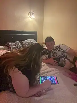 Snapshot of lesptilou chatting on February 2026 09:33:01 PM lesptilou online show from February 2026 09:33:01 PM