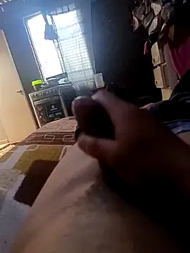 Snapshot of Gustavo1135e chatting on September 2025 04:51:01 PM Gustavo1135e online show from September 2025 04:51:01 PM