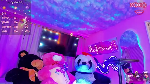 Naomy Alvaradoo online show from January 2026 07:06:02 PM