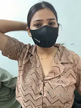 Sex Queen aaraya online show from April 2026 04:15:02 PM