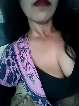 Deepa Sharma143 online show from September 2025 01:40:02 AM