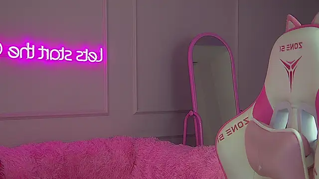 AgataFoxley online show from November 2025 07:35:01 PM