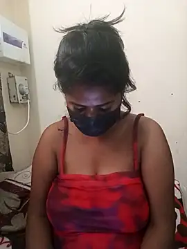 HAANNIAA online show from November 2025 12:04:01 PM