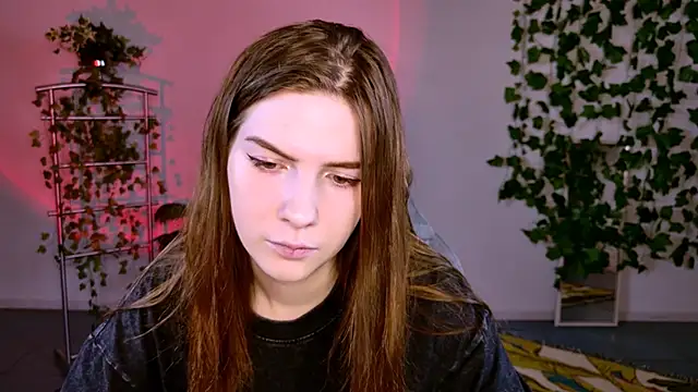 Snapshot of AliceCUNTach chatting on September 2025 05:06:02 AM AliceCUNTach online show from September 2025 05:06:02 AM