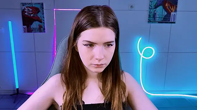 Snapshot of AliceCUNTach chatting on September 2025 05:09:01 AM AliceCUNTach online show from September 2025 05:09:01 AM