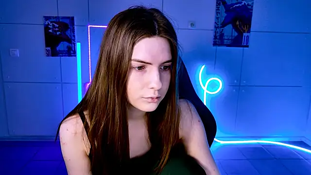 Snapshot of AliceCUNTach chatting on October 2025 05:04:01 AM AliceCUNTach online show from October 2025 05:04:01 AM