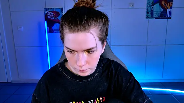 Snapshot of AliceCUNTach chatting on October 2025 05:10:01 AM AliceCUNTach online show from October 2025 05:10:01 AM