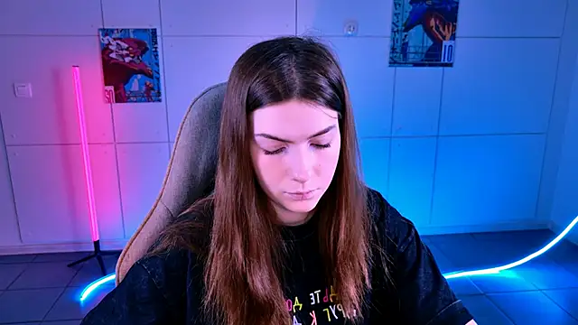 Snapshot of AliceCUNTach chatting on November 2025 05:06:01 AM AliceCUNTach online show from November 2025 05:06:01 AM