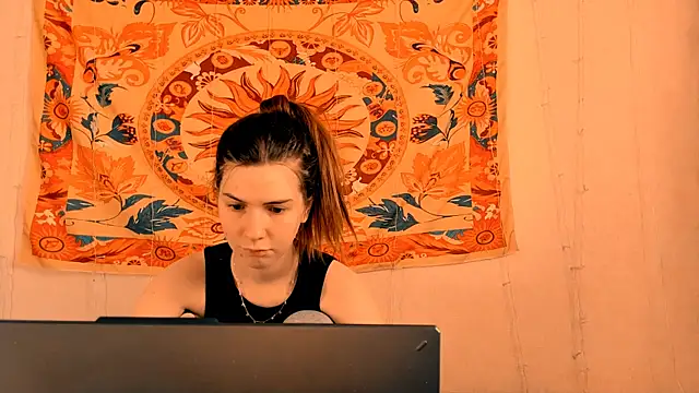 AliceCUNTach online show from March 2026 05:02:02 AM