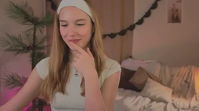 Vegas V online show from October 2025 02:17:02 PM