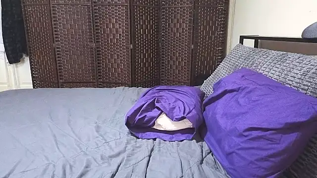 aussiepeaches online show from September 2025 02:22:02 AM