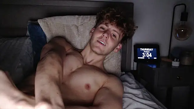 DominantAlex18 online show from November 2025 03:05:01 AM